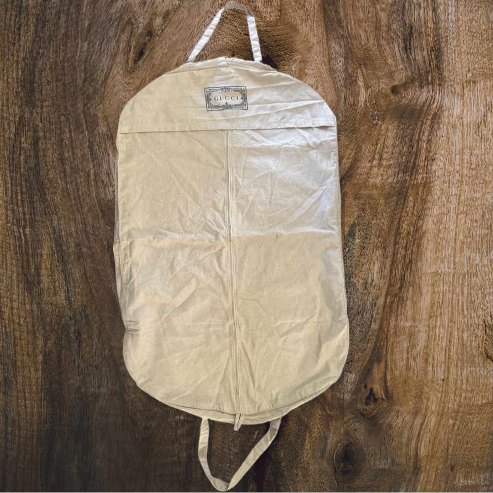 Gucci: Authentic Linen Garment Bag (Button Fold) - image 2